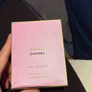 CHANEL Chance Eau Tendre - Soft Pink